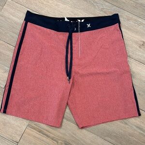 Hurley Red and Black Board Shorts Swim SZ 34